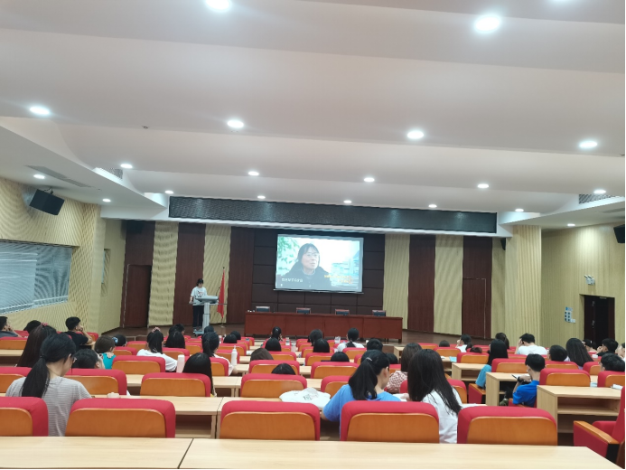 71E3E762D3FAB0AF12273193FA6_1B3596C6_160A18