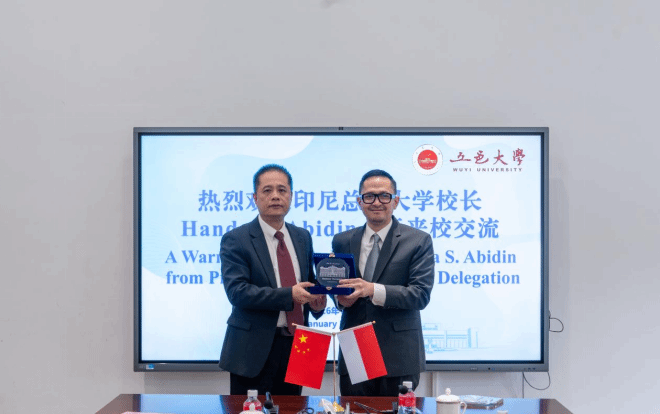 3935676ADAC20CB0202871650C4_02E0AC46_1126A