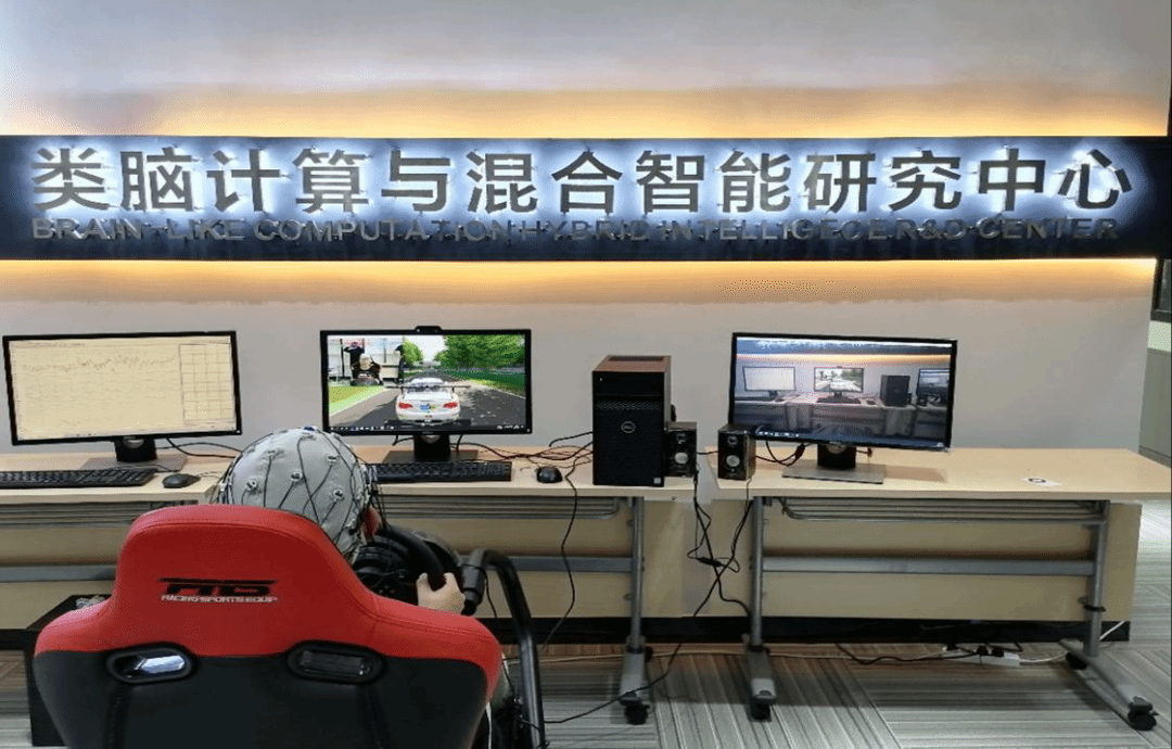 25A31C4034DF85D41E450EB297C_80C03C5A_444F6