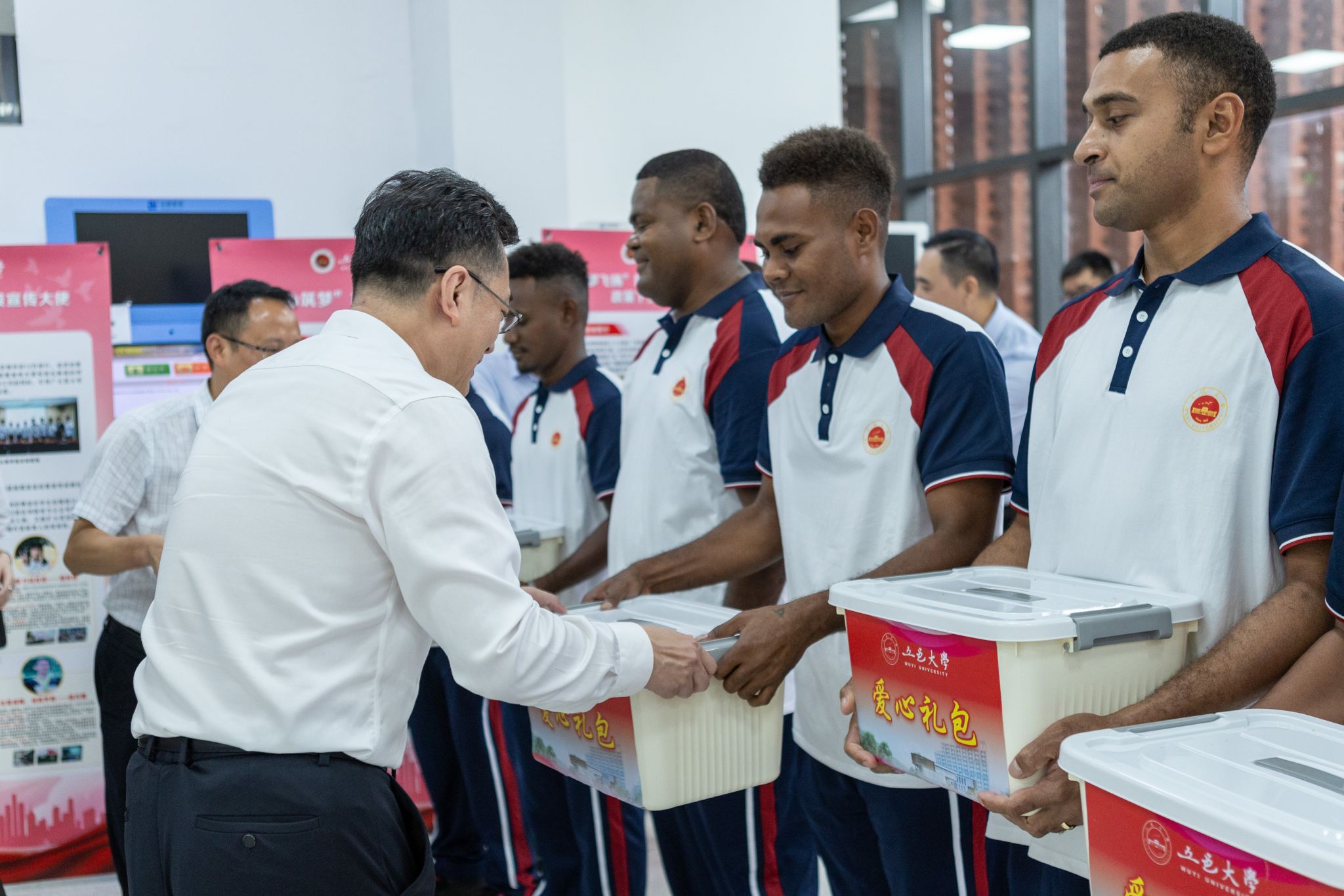 04A7CBFF3AF0140C25517ED8E74_35F32BC4_4974C