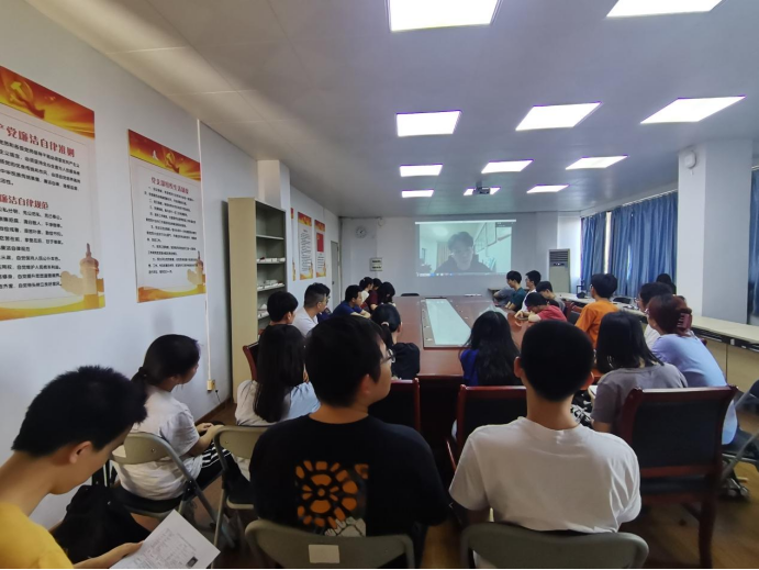 F4BC3B752454E73AFBB34E8D32B_A0B502AC_15EEFF