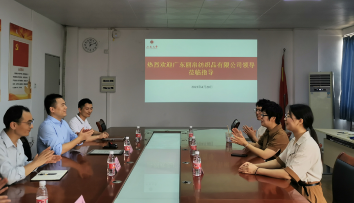 55195BB2E5524D2074736A1B2FC_BA661014_10D834