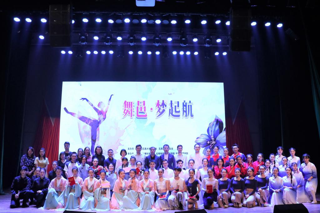 E6037BAE82C7616E45378E0CAED_A187F0FE_18713