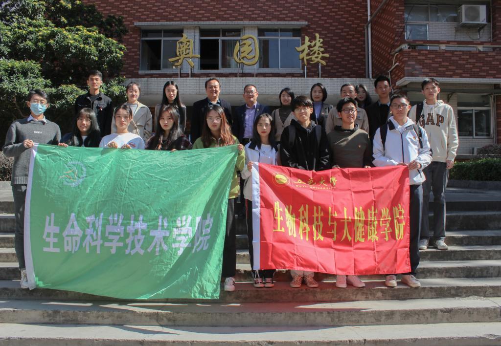 0F6FB7397F8AD8F80F5936D336F_3BF6E900_1F90C 0F6FB7397F8AD8F80F5936D336F_3BF6E900_1F90C