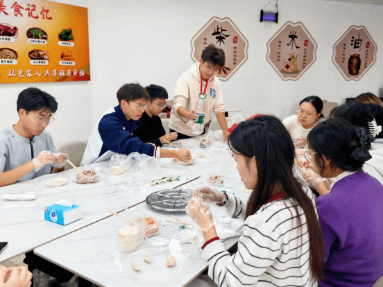 0AB7CF7C06A44CAD2C12F7CA50A_24F2AD93_1B3FF