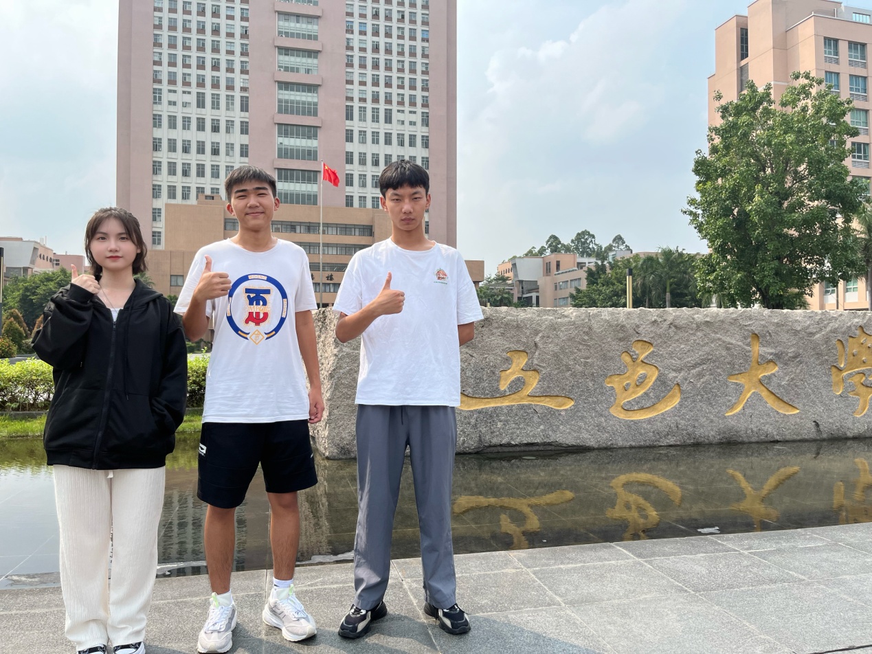 977121ADD6B89321DEBC2BE8211_2940121E_7A06C