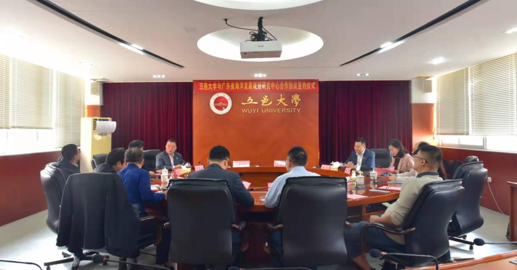 1FD13B941FB7E85C589ADFB0DB3_9656BF49_F145