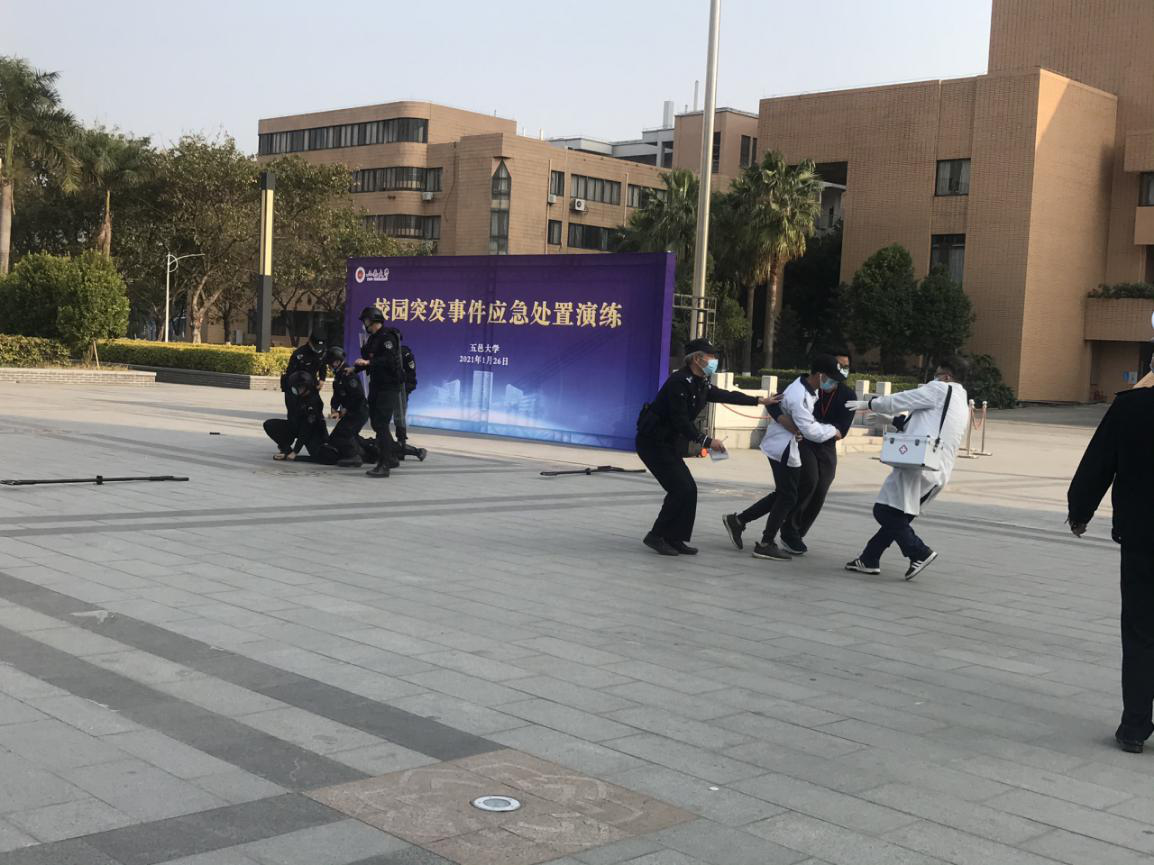 084BA30E53859B31C5E1B08C51D_EBBAC94E_DFA2A