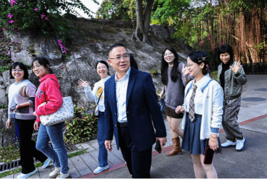 770C35EB584CECABC42A95EC220_4CDA44F3_23005