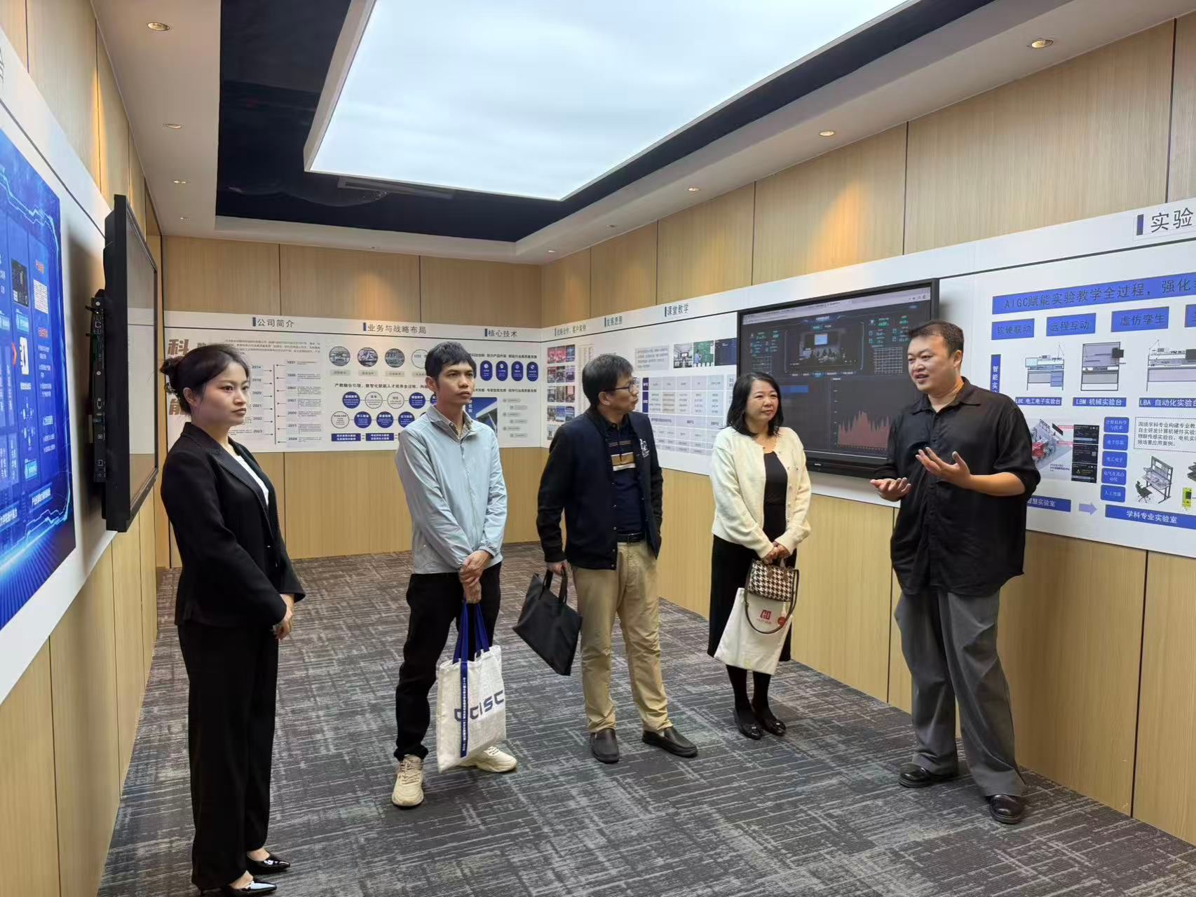 B8786570CFF496B7FA68BEE8D5B_AEAE778D_4AF81