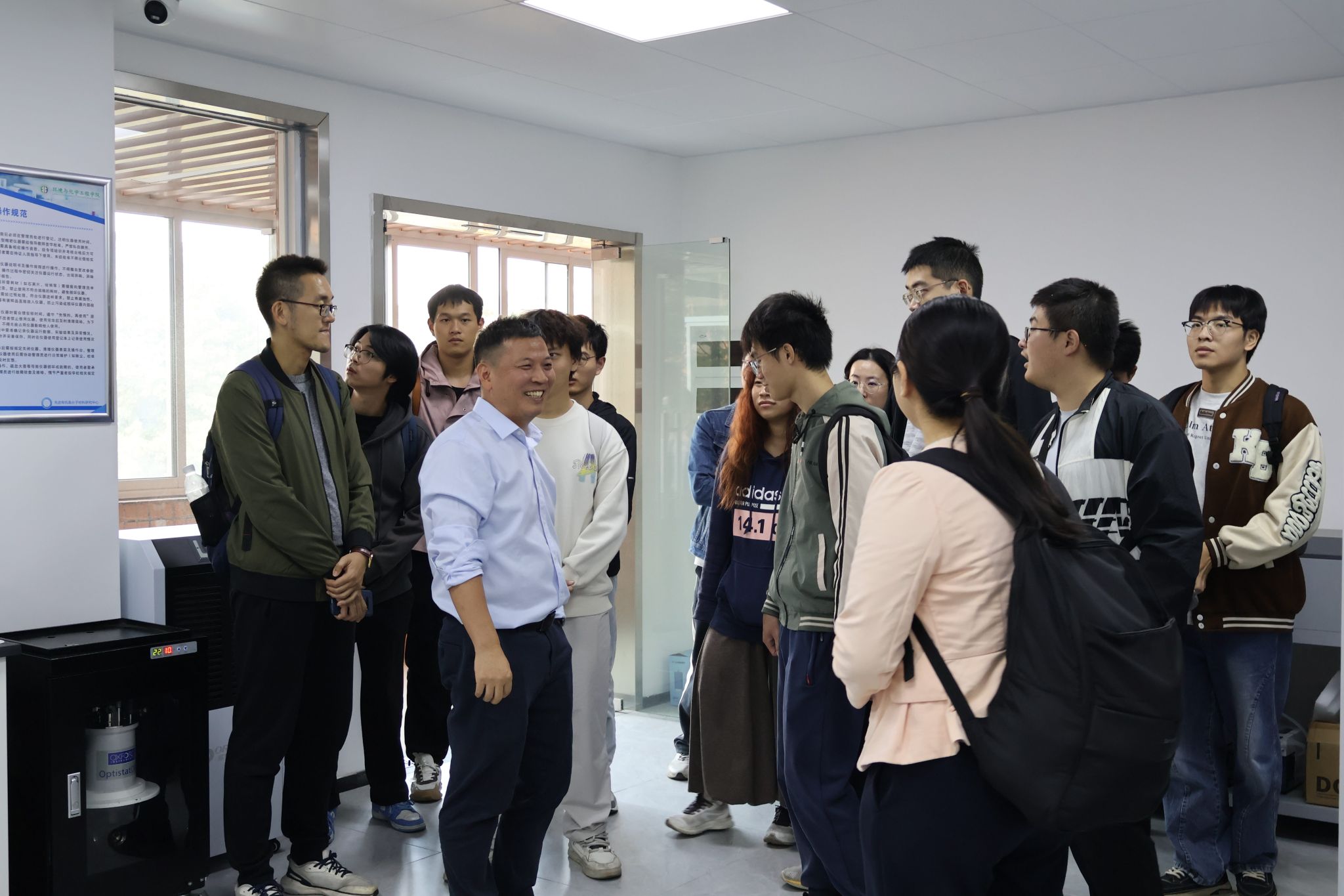 75F9AAE0255AA4812EEF73D78F0_98E67520_3FFF0