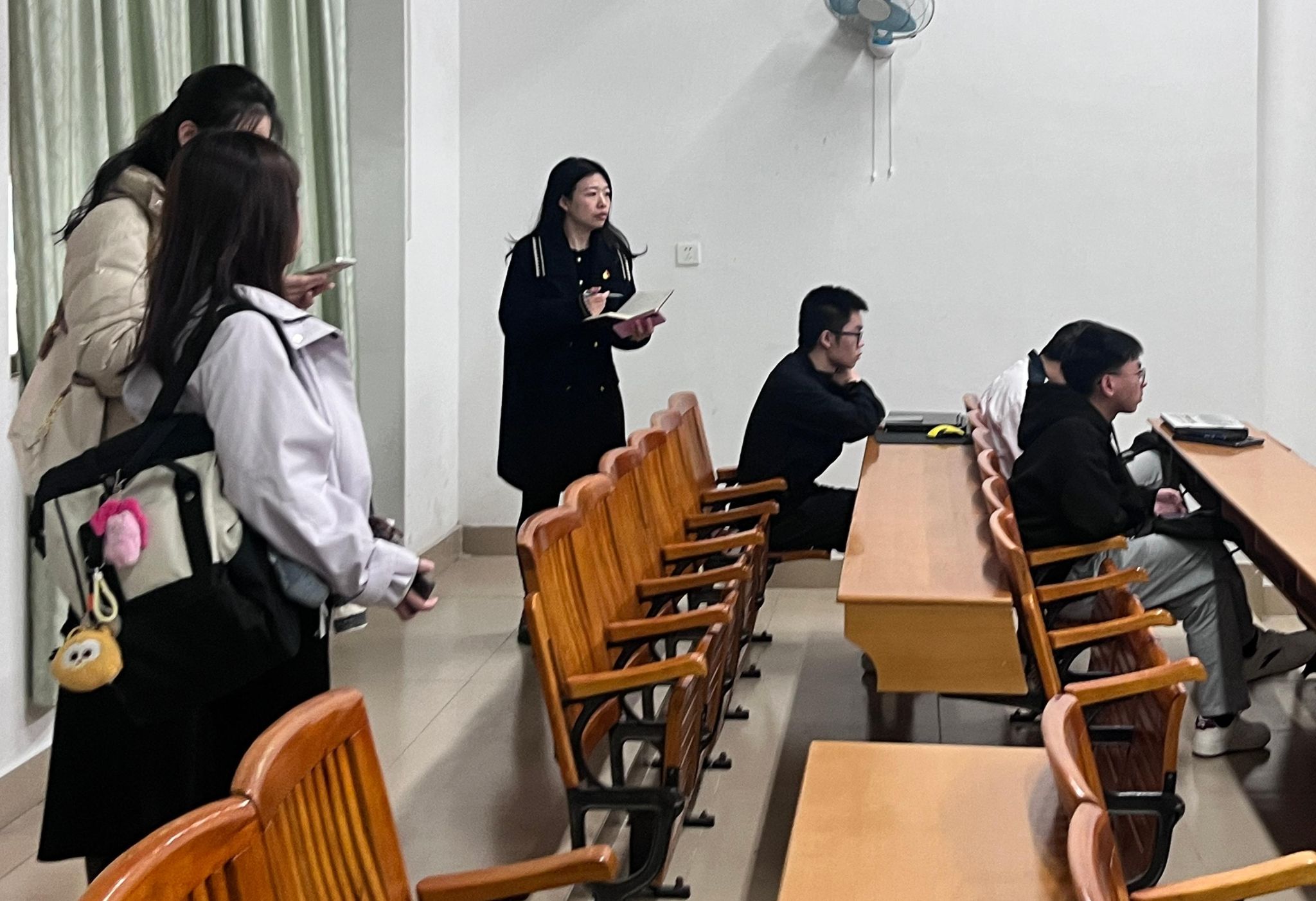 27CA8BA364365AAE40DCFE9F0B6_CC8F16A7_52E4F