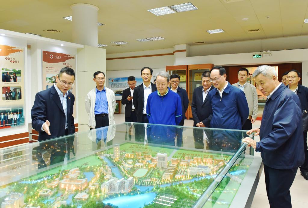 3CE3B75320ED7EFF6148F75761D_6ACE5F62_19EC0 3CE3B75320ED7EFF6148F75761D_6ACE5F62_19EC0