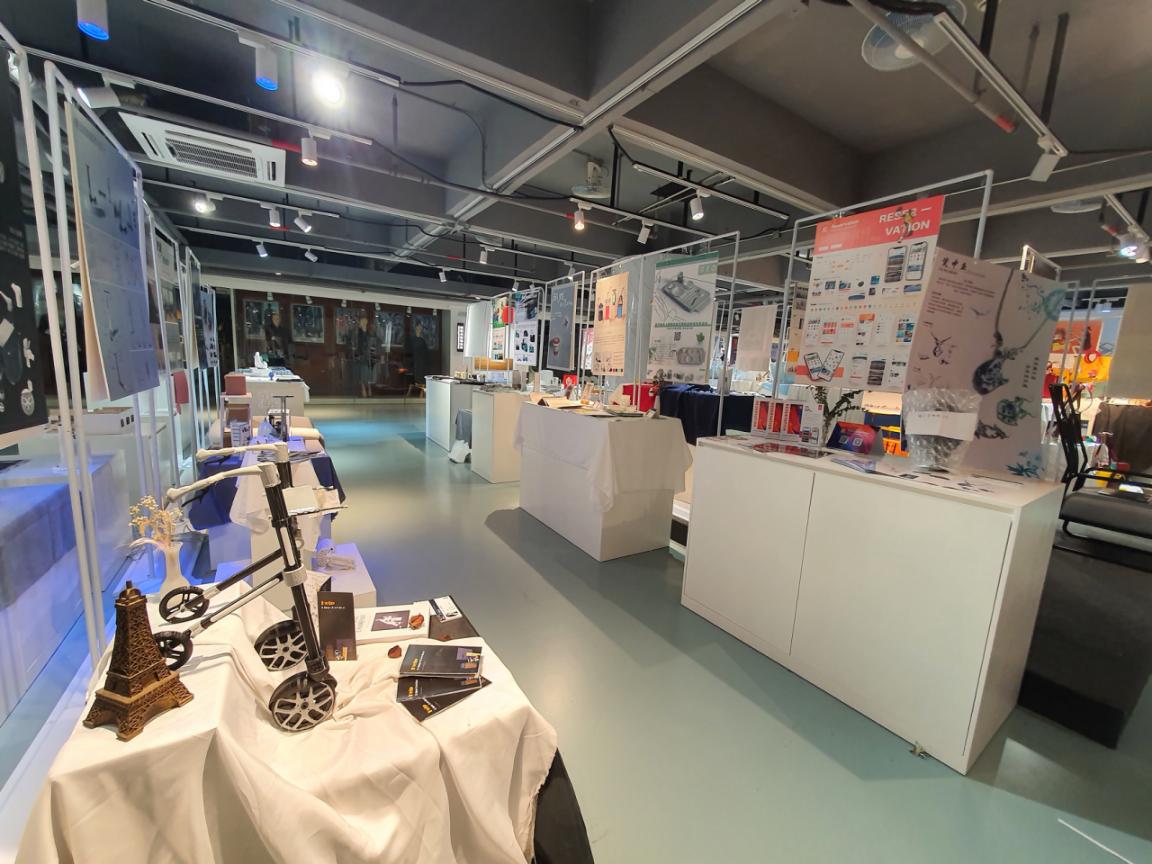 93F4436BAC21E0714B101E8D6A0_E736842A_205C3