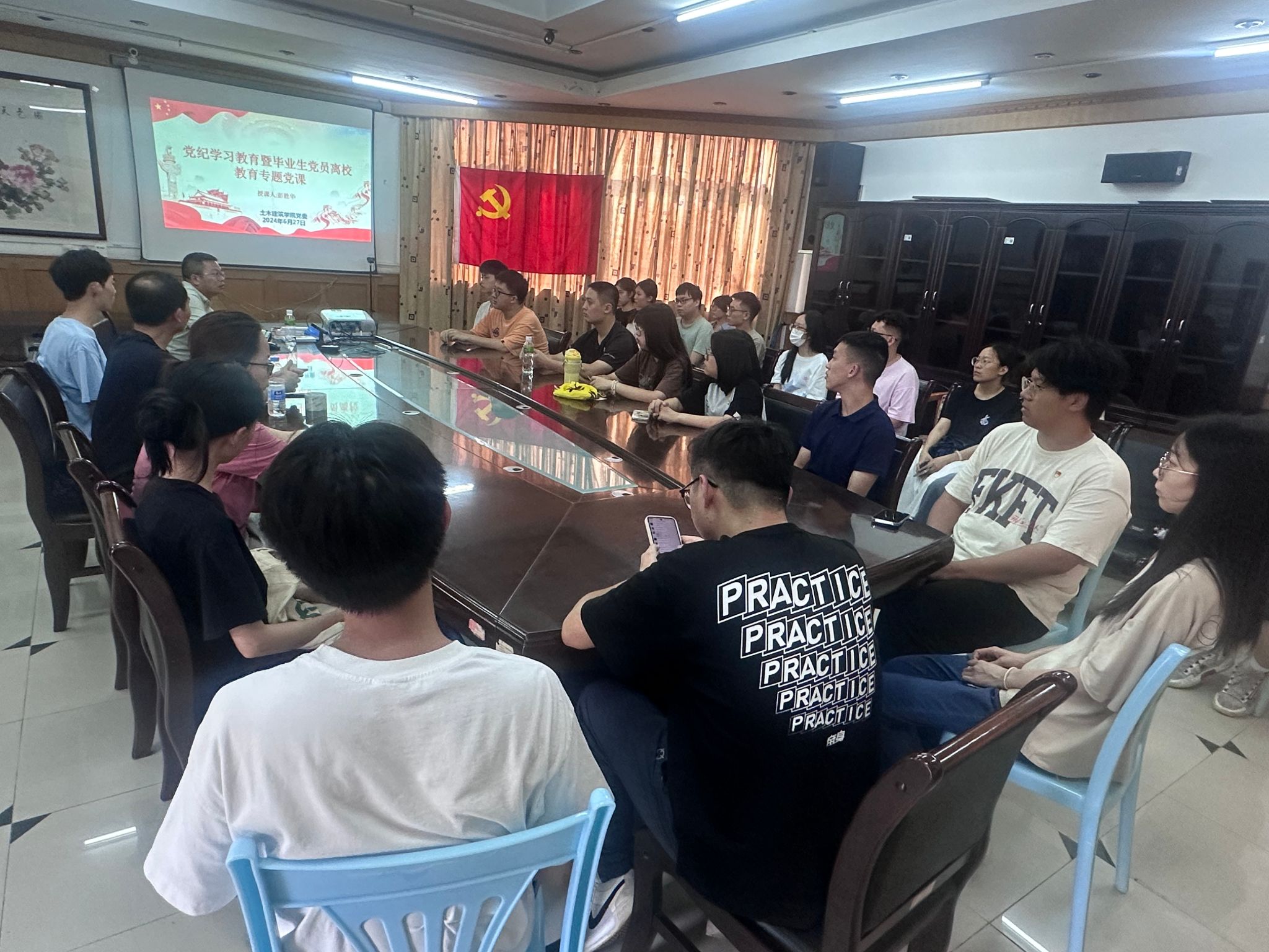 6D1CFA04A4B7F7DEE021F277F67_D91B187C_6ACF8