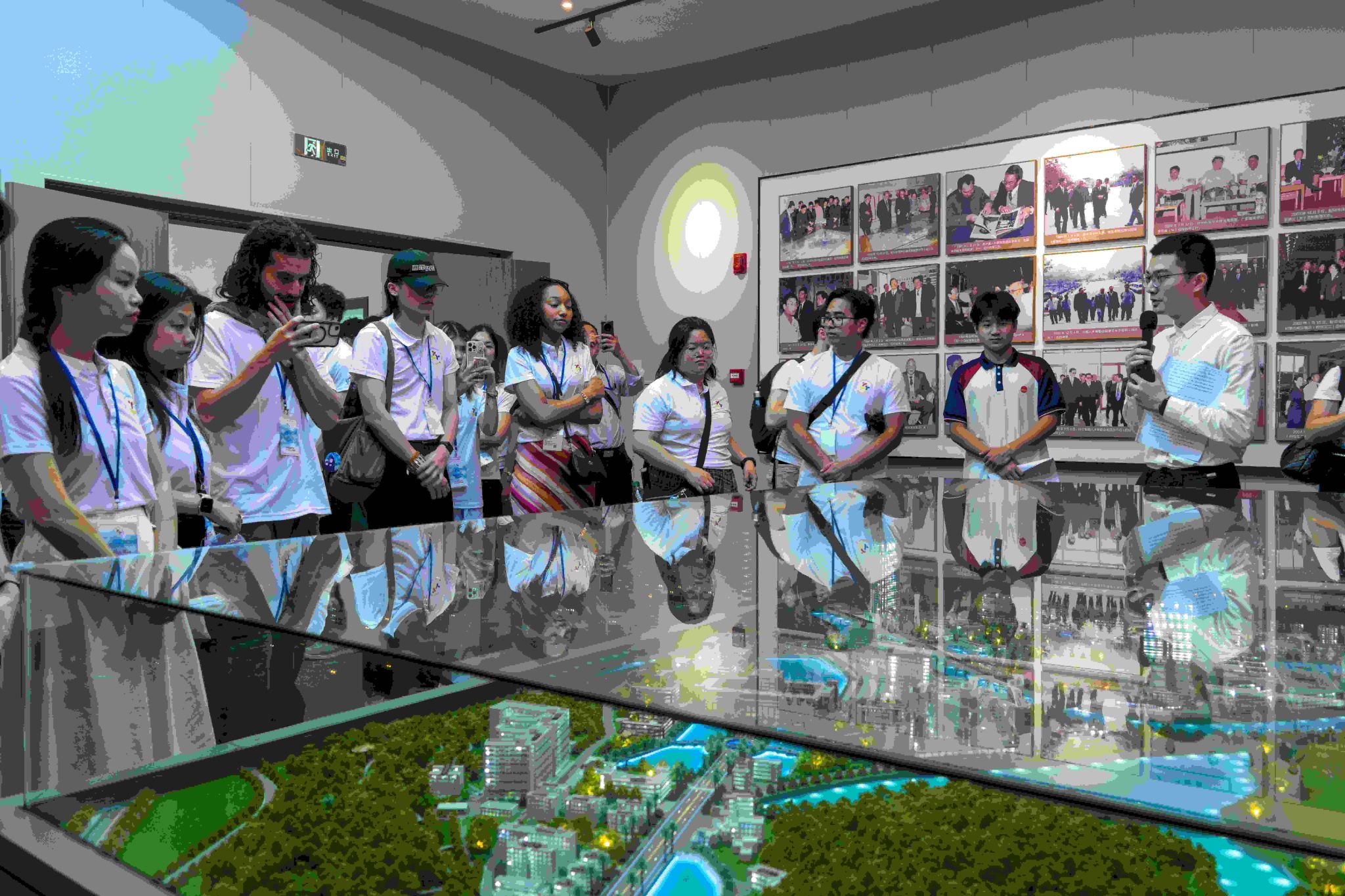 F28421FBC4F7A5E23CC65A910D9_058E5E04_74C37