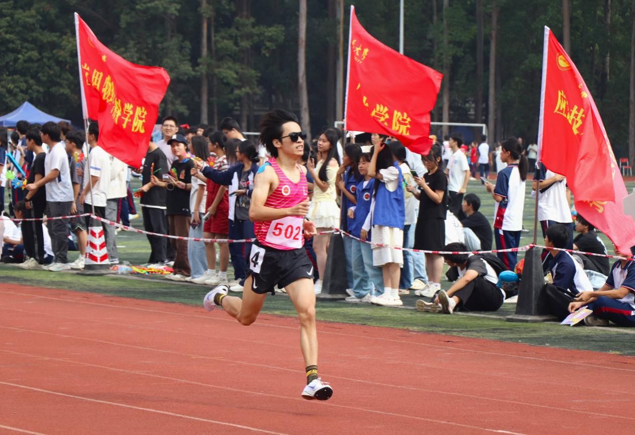 0DAE6E0383DEBA05BF9CFE76BBB_2057A1A1_2AD0A