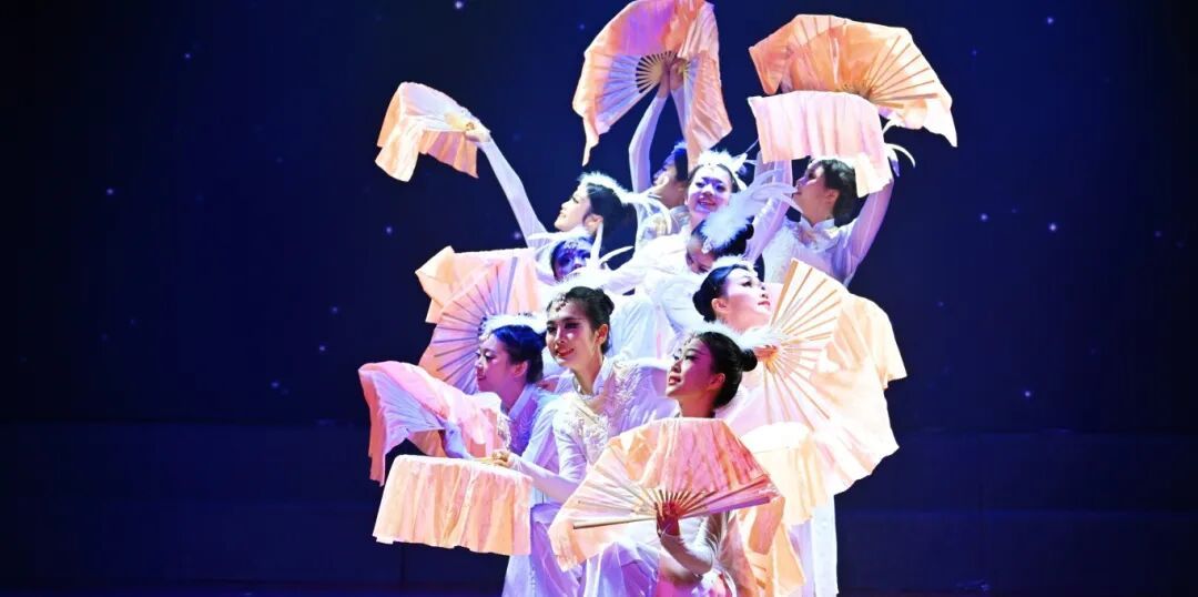 198F734D3FBD262351F20179EBD_5D5B815C_FA5B