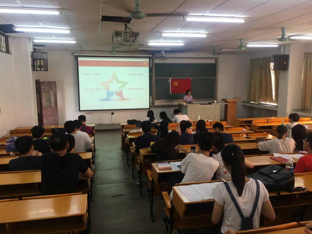 46034CAE57B5D055B8FC7A79A33_AECFF936_17205