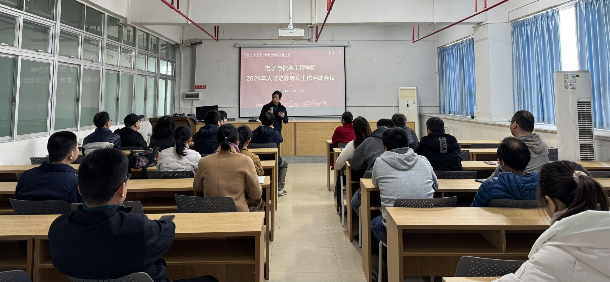 7FEDDD76DC19DD1E51F0B88AF19_6E69D97D_45F64