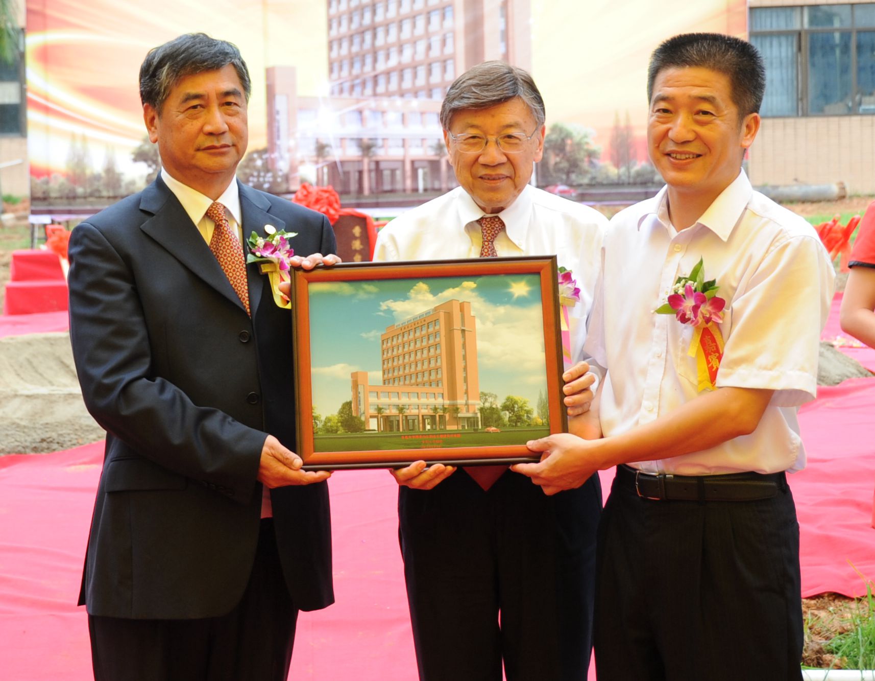 DDF5AC8017EF5530AE8E3193D55_F04A18B1_410E4.jpg?e=