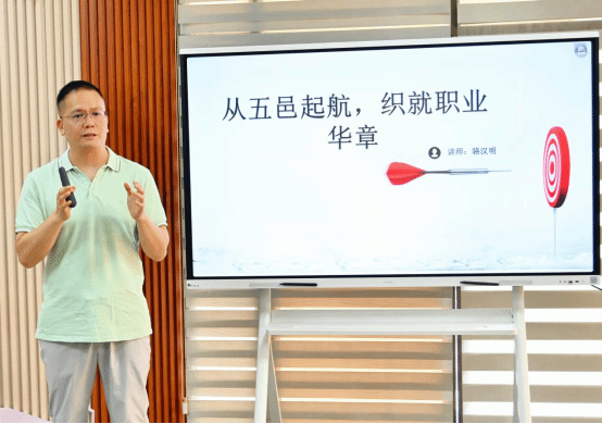 0FC8C8B4A588A947E9342A60F84_58743603_14AA6 0FC8C8B4A588A947E9342A60F84_58743603_14AA6