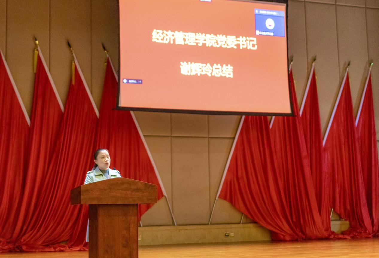 51B14C2EB8F1AAF39E8BD96F7BF_B161854C_1C300