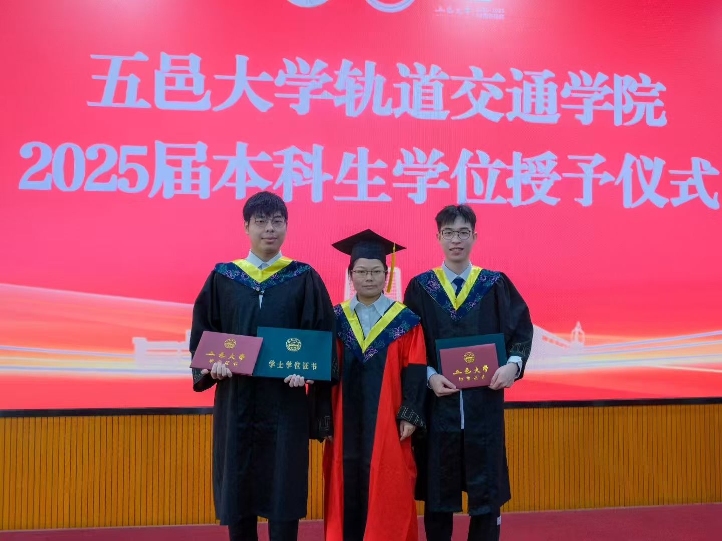 8D5CA54FDA6252C7899F684C8E3_6FF54CCB_27A7F 8D5CA54FDA6252C7899F684C8E3_6FF54CCB_27A7F