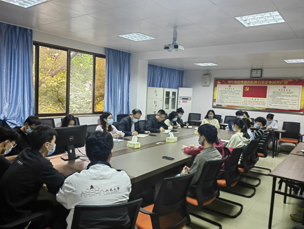 8B754837DBD951AAD4FAD844C29_F0D5A1AA_5ABB4