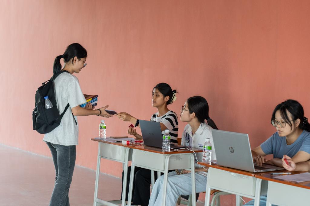 C6820278EB779857BF8935960D3_B2706447_F901