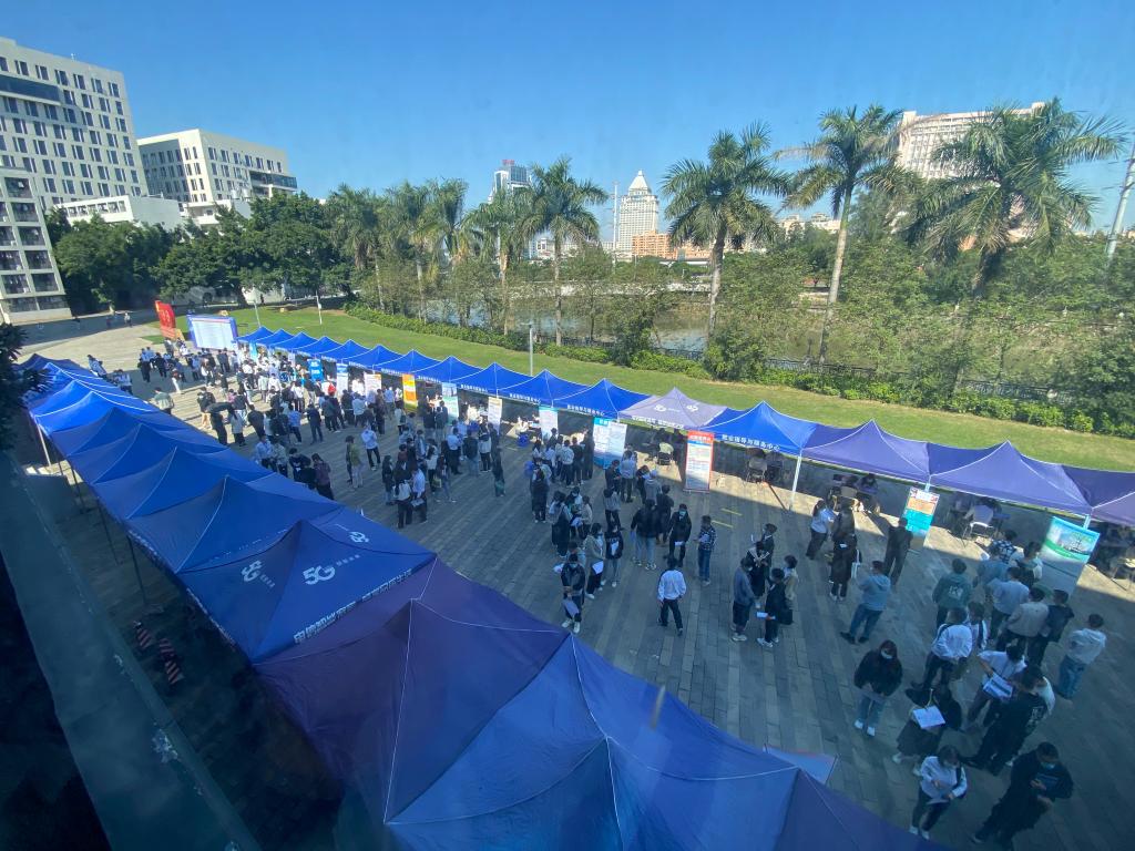 E0E65CC052A76B00FF0ABDB5B22_6D2EA16A_21E4A