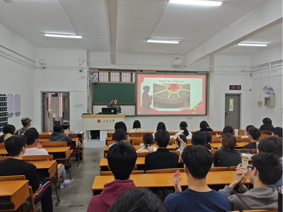 AFB2EF58F7AE35A4BE15531EC46_D521E8A4_17328