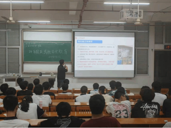 97FD4F00C683669E908B12E9037_7387BF71_19641