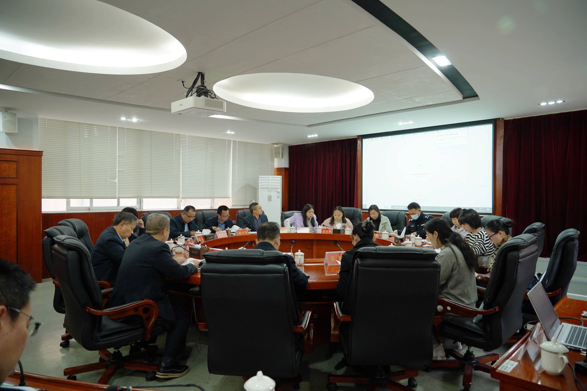 68F46EC5C92AFA5CFF601AA7852_4DC30208_42384