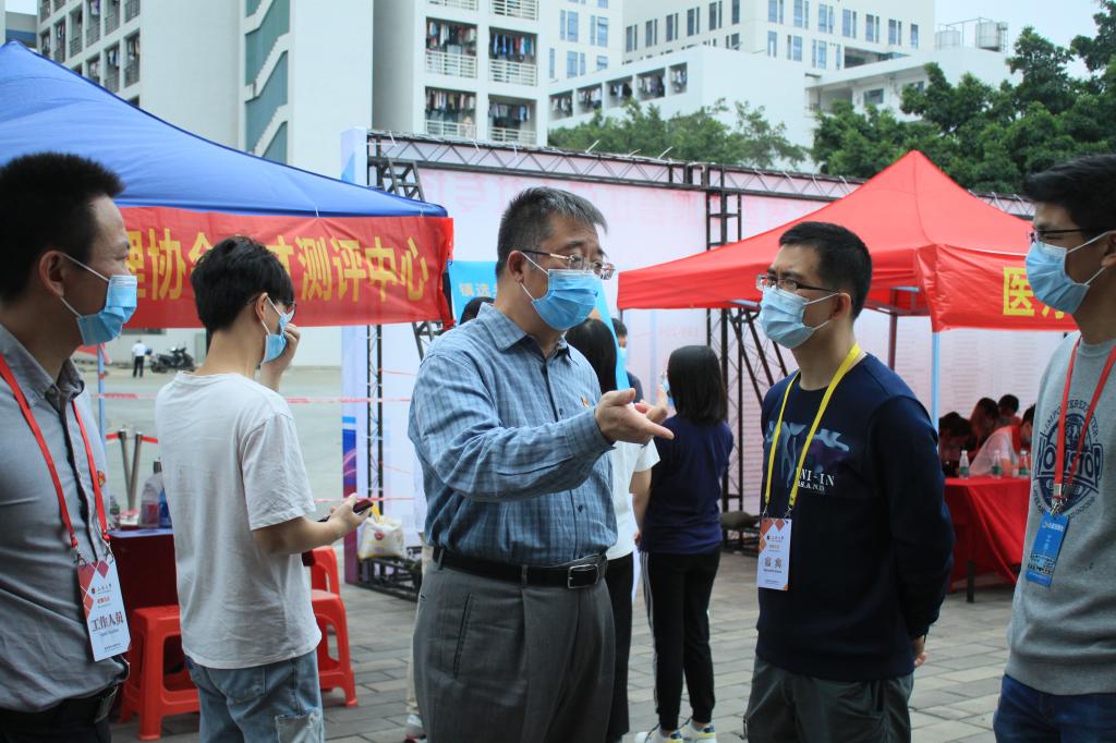 A8F292FA6F2CD32F30ADF4D32BE_294BF7E5_1BE15