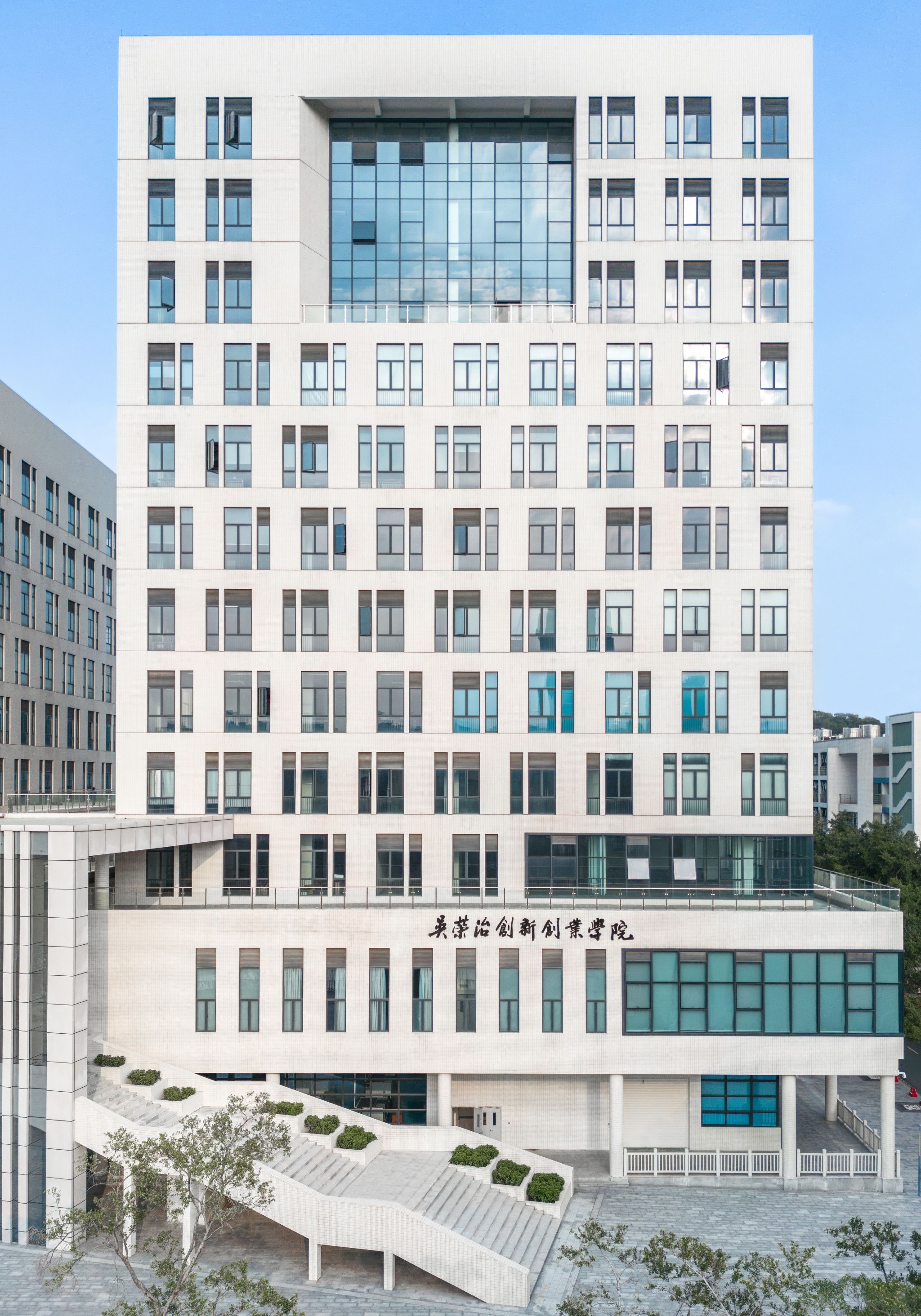 94EFB7E74FD223CA6E2754DEE06_4942A325_E4DD5